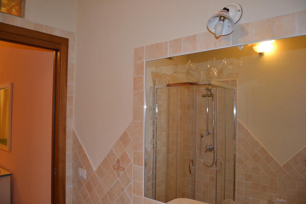 B&B La Pavoncella San Teodoro  Exterior photo