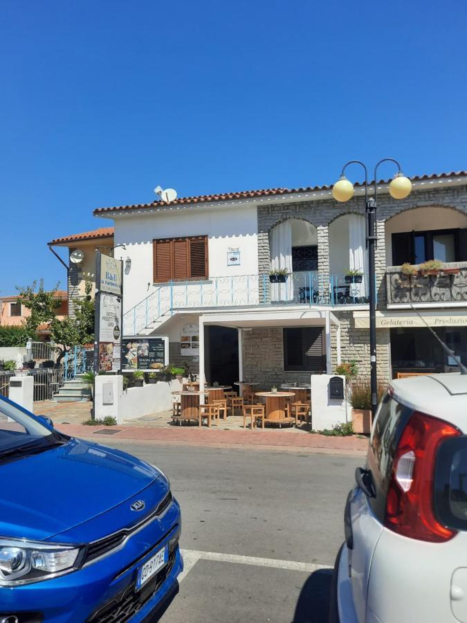 B&B La Pavoncella San Teodoro  Exterior photo
