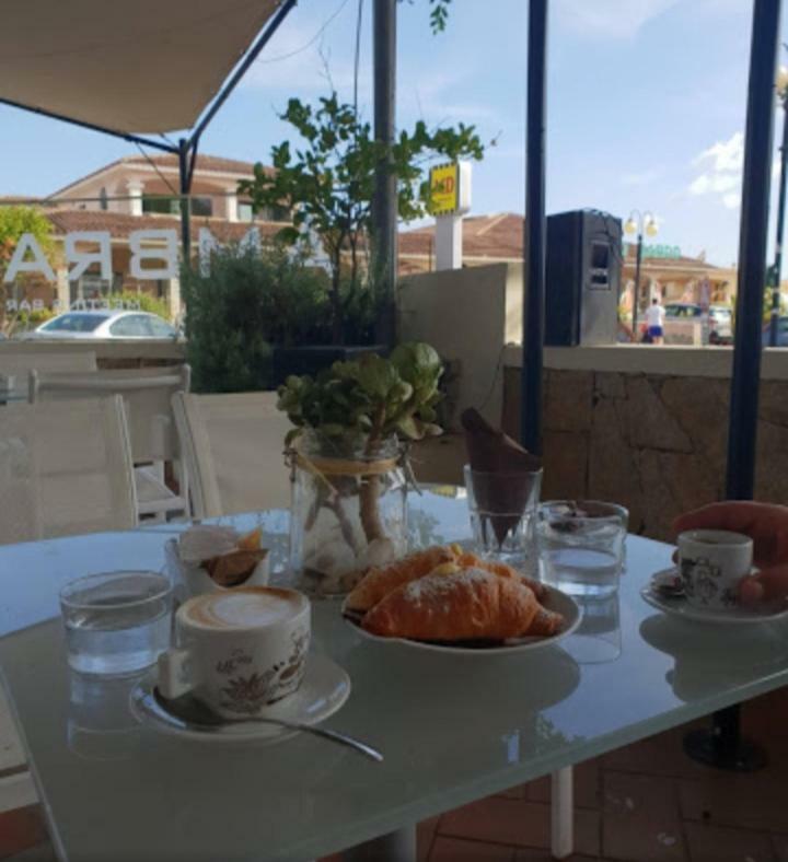 B&B La Pavoncella San Teodoro  Exterior photo